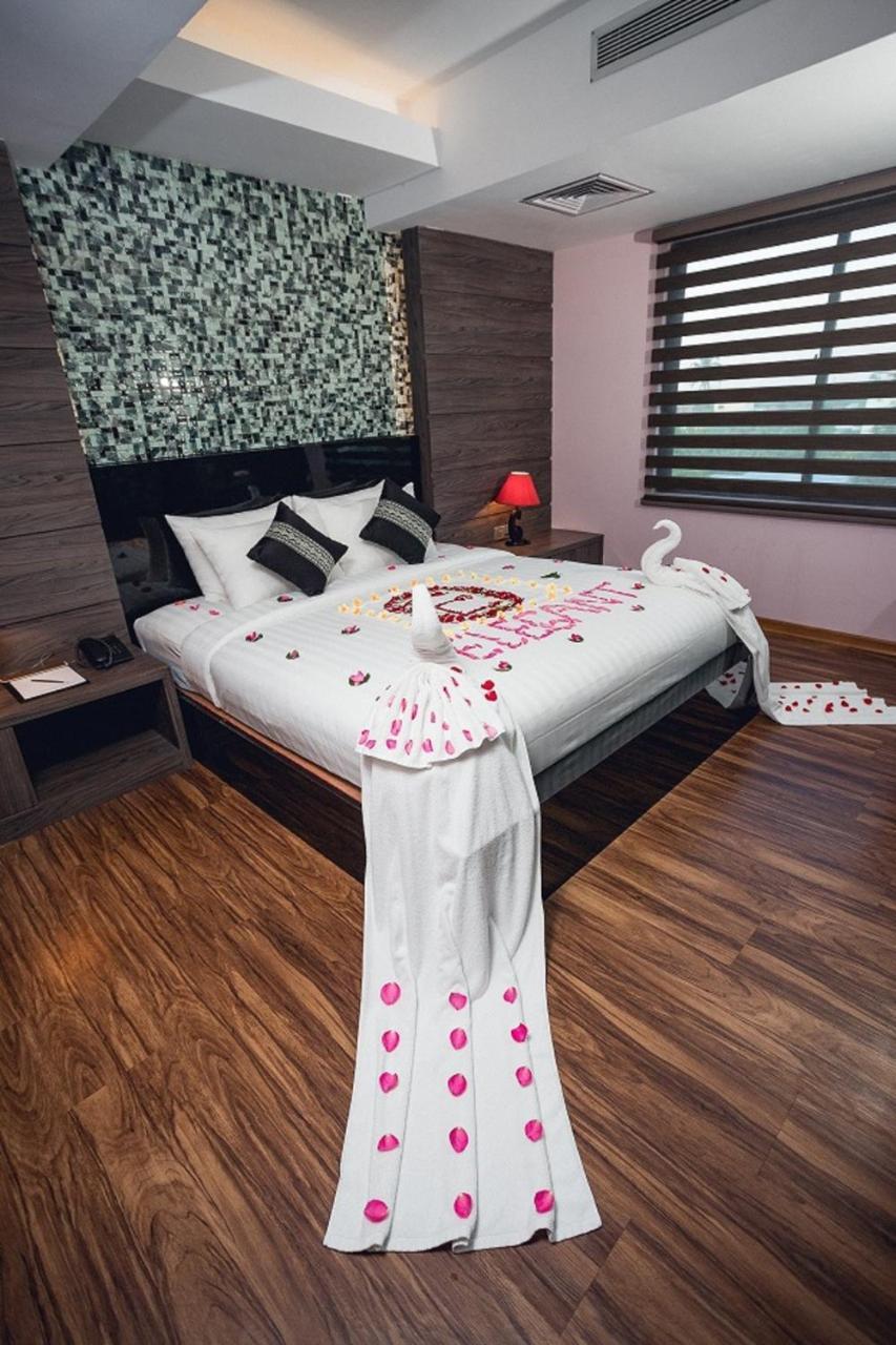 Elegant Hotel Pyi Thar Yar Yangon Dış mekan fotoğraf